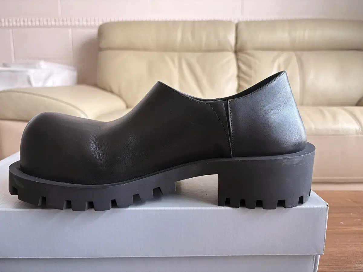 thumbnail-5